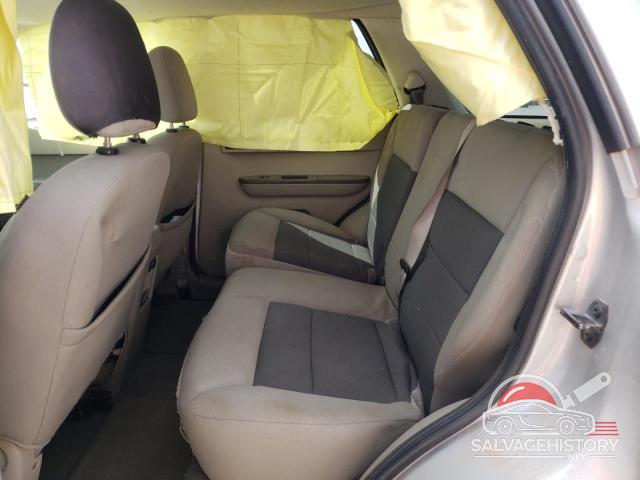 1FMCU03Z28KC14088 2008 FORD ESCAPE photo no. 6
