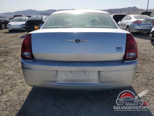 2C3JA53GX5H156450 2005 CHRYSLER 300 photo no. 6