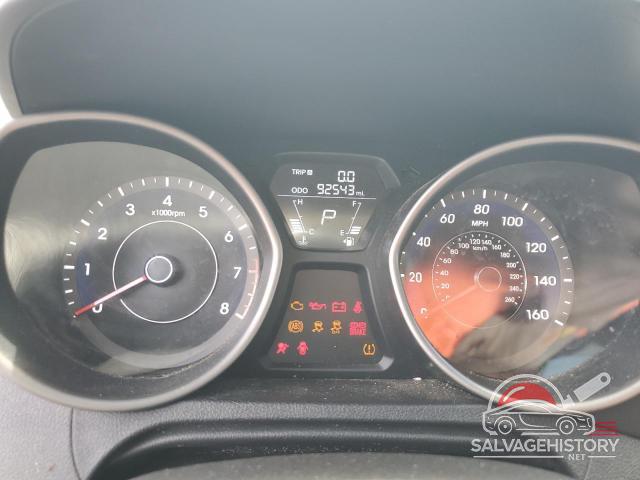 5NPDH4AEXDH394725 2013 HYUNDAI ELANTRA photo no. 9