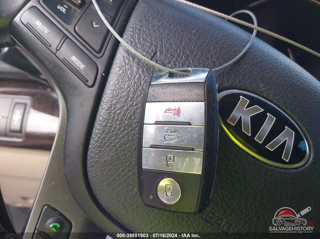 5XYKU4A76FG572564 2015 KIA SORENTO photo no. 11