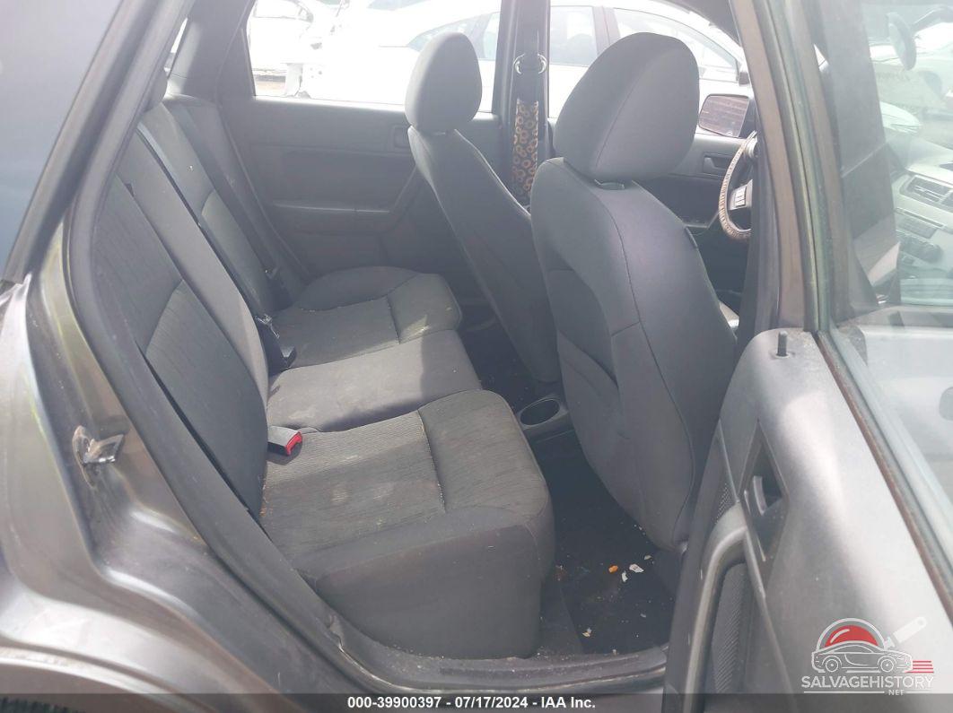 1FAHP3FNXBW173582 2011 FORD FOCUS photo no. 8