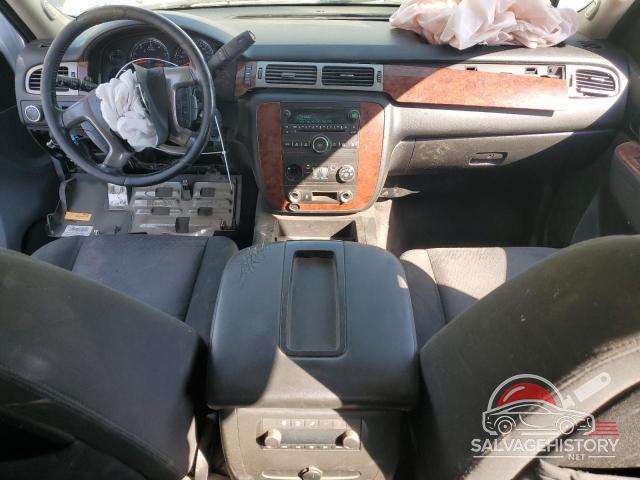 1GNSCAE0XDR377717 2013 CHEVROLET TAHOE photo no. 8