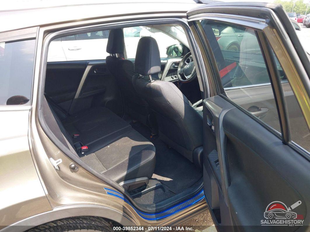 JTMRFREV9FD112537 2015 TOYOTA RAV4 photo no. 8