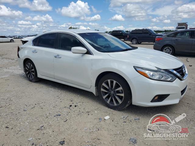 1N4AL3AP5HC488628 2017 NISSAN ALTIMA photo no. 4