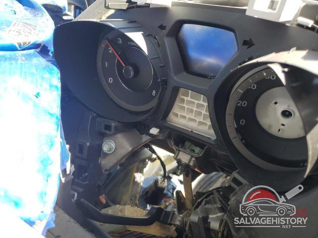 5NPDH4AE6GH700677 2016 HYUNDAI ELANTRA photo no. 9