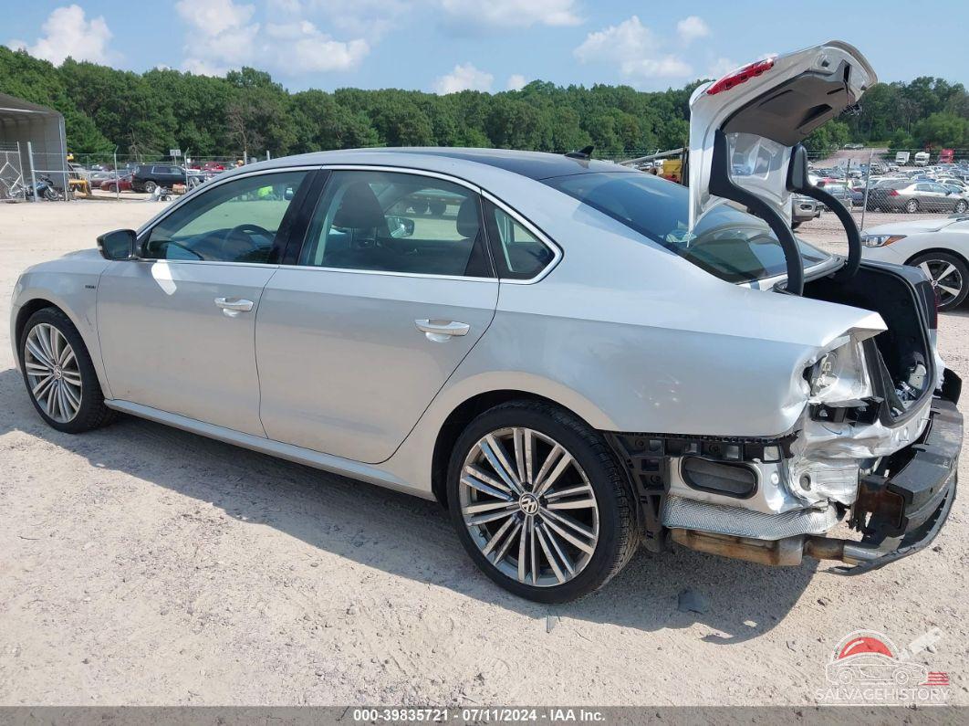 1VWBT7A3XFC062429 2015 VOLKSWAGEN PASSAT photo no. 3