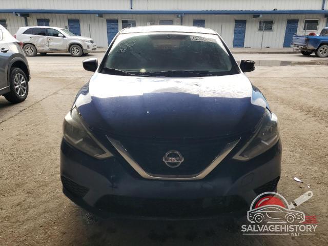 3N1AB7AP1JY313247 2018 NISSAN SENTRA photo no. 5