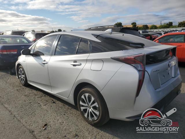 JTDKARFUXG3028420 2016 TOYOTA PRIUS photo no. 2