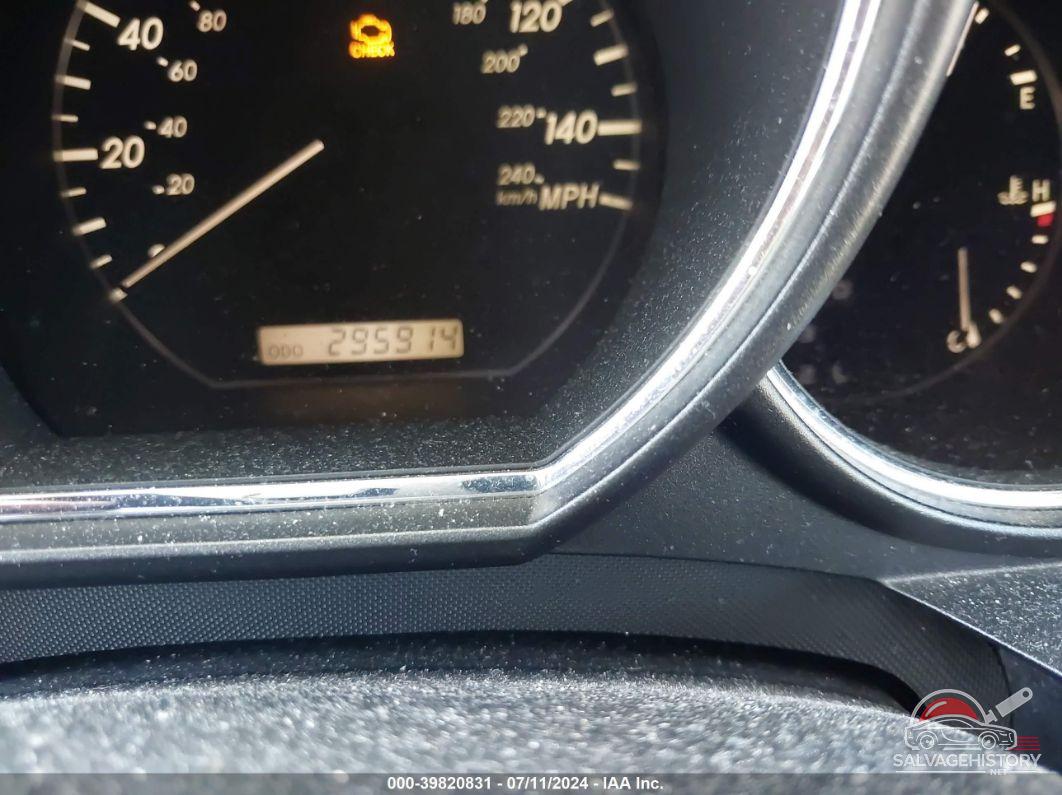 JTJHA31U440011895 2004 LEXUS RX photo no. 7