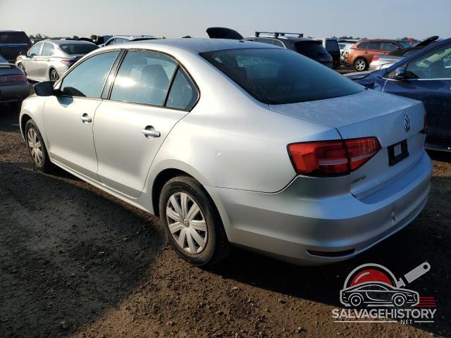 3VW1K7AJ1FM271389 2015 VOLKSWAGEN JETTA photo no. 2