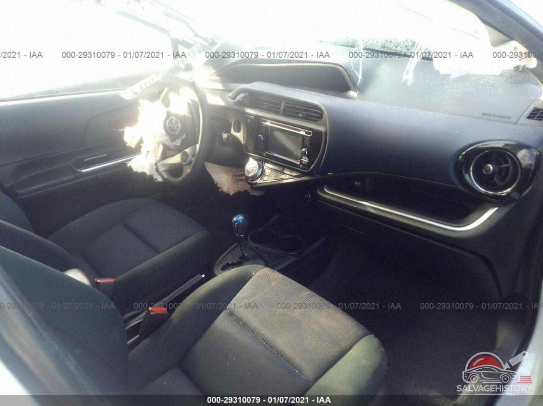 JTDKDTB36G1129032 2016 TOYOTA PRIUS C photo no. 5