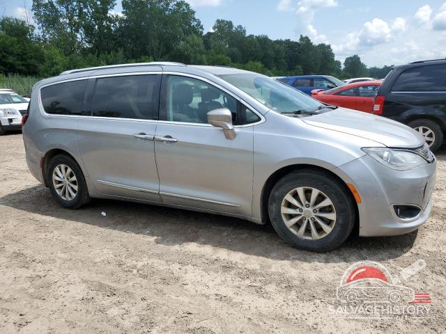 2C4RC1EG9JR247860 2018 CHRYSLER PACIFICA photo no. 4