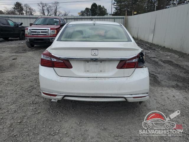 JHMCR6F50HC003899 2017 HONDA ACCORD photo no. 6