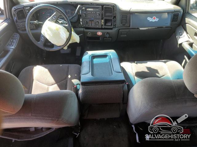 2GTEK13T951312891 2005 GMC SIERRA photo no. 8