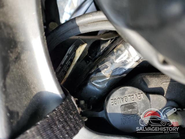 1HFSC2239WA004334 1998 HONDA GL CYCLE photo no. 9