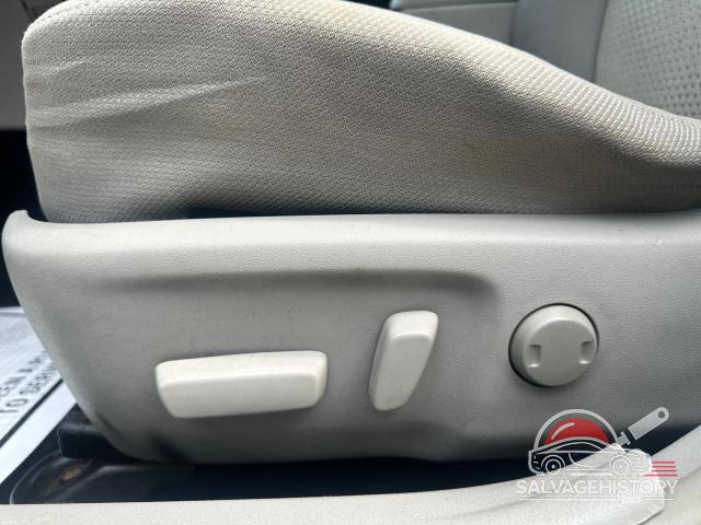 4T4BF1FK7CR220580 2012 TOYOTA CAMRY photo no. 9
