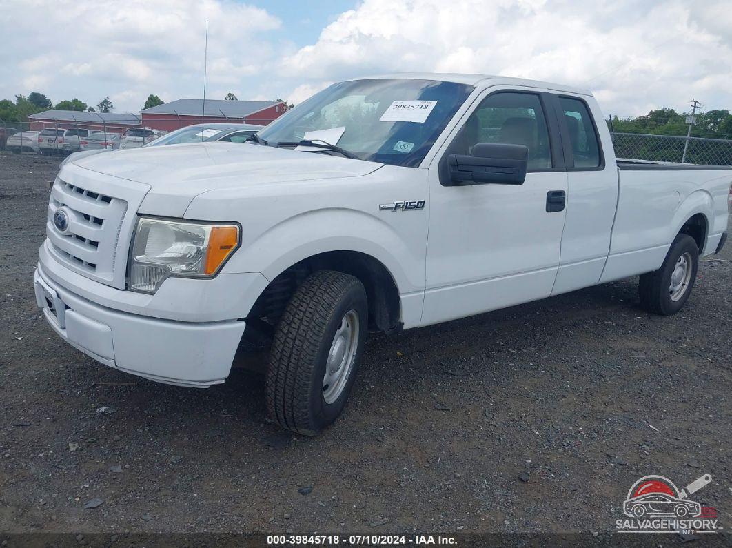 1FTVX1CV8AKE45381 2010 FORD F-150 photo no. 2