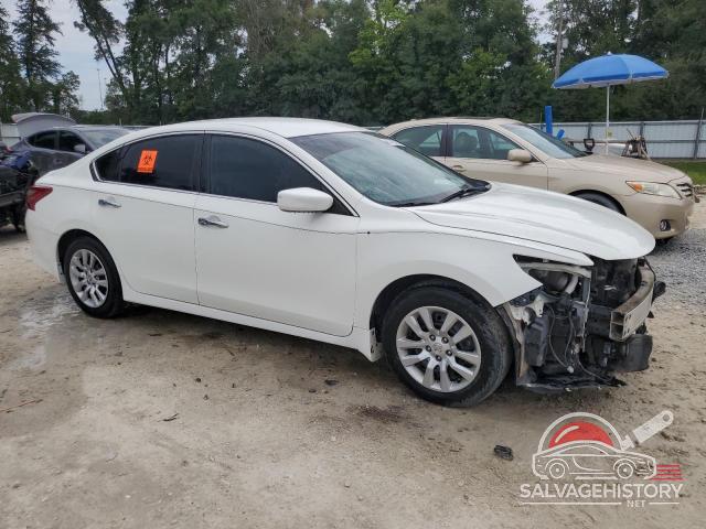 1N4AL3AP5JC104949 2018 NISSAN ALTIMA photo no. 4