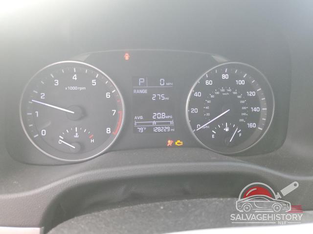 KMHD74LF0HU061868 2017 HYUNDAI ELANTRA photo no. 9