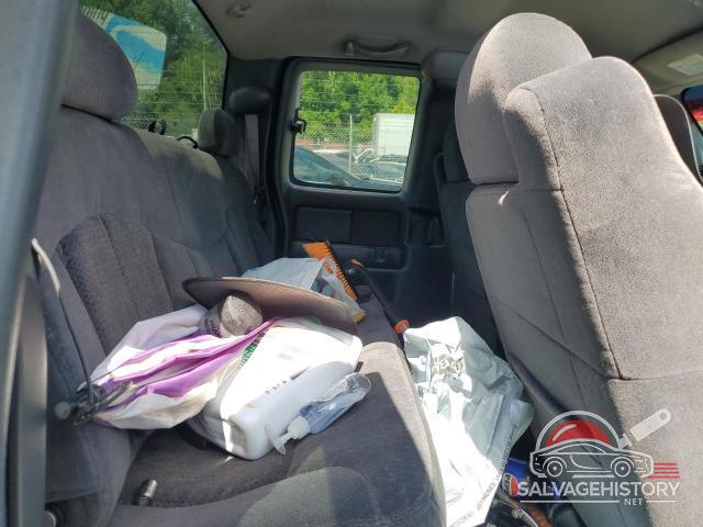 2GCEC19V421304831 2002 CHEVROLET ALL Models photo no. 10