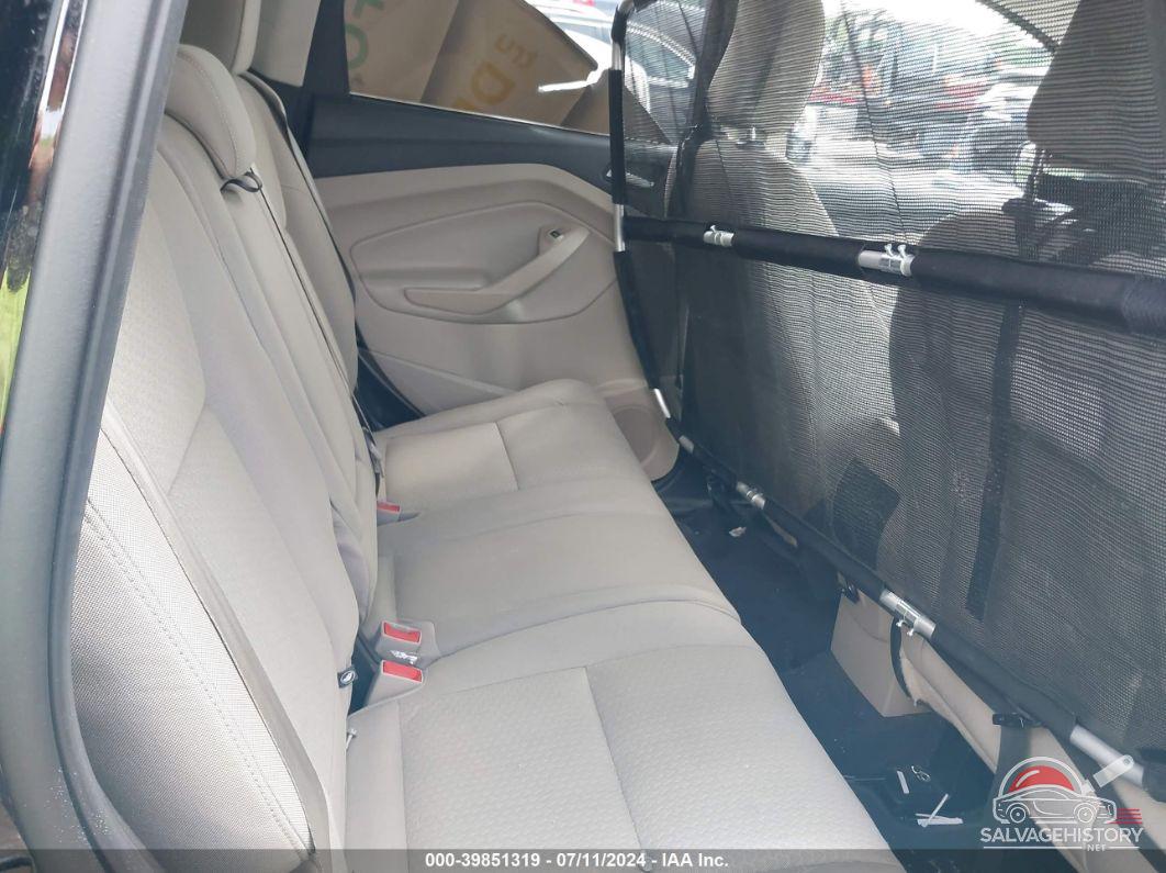 1FMCU9GD8JUB00951 2018 FORD ESCAPE photo no. 8