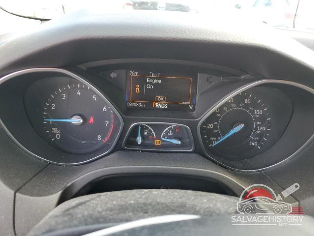 1FADP3N21JL261877 2018 FORD FOCUS photo no. 9