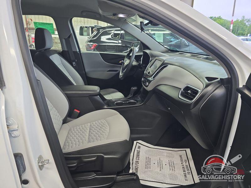 2GNAX5EV7L6256821 2020 CHEVROLET EQUINOX photo no. 3