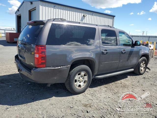 1GNUKJE32AR135134 2010 CHEVROLET SUBURBAN photo no. 3