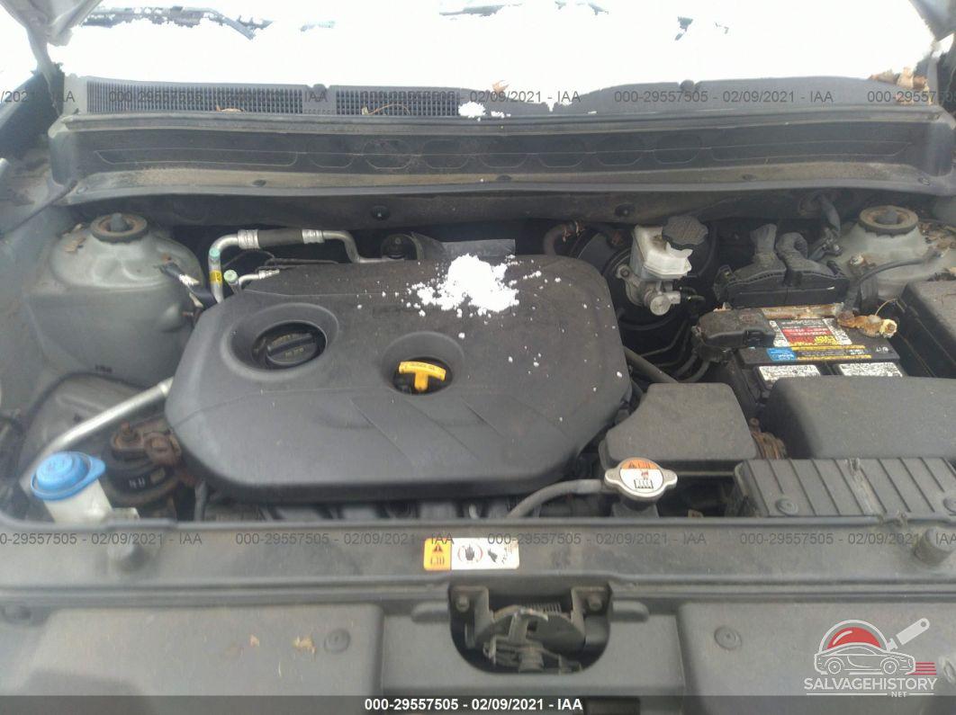 KNDJT2A63C7415738 2012 KIA SOUL photo no. 10