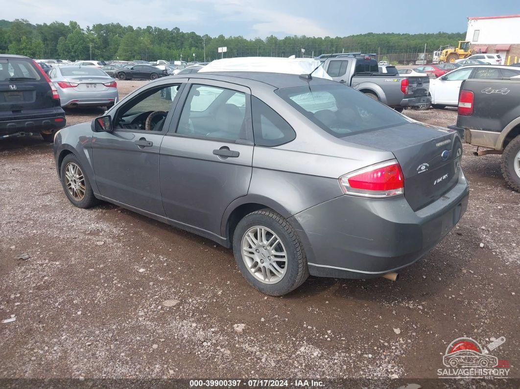 1FAHP3FNXBW173582 2011 FORD FOCUS photo no. 3