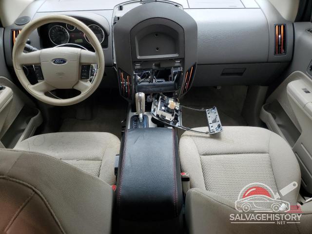2FMDK3GC8ABB40807 2010 FORD EDGE photo no. 8