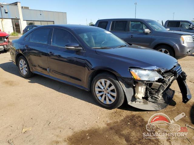 1VWAS7A31FC069719 2015 VOLKSWAGEN PASSAT photo no. 4