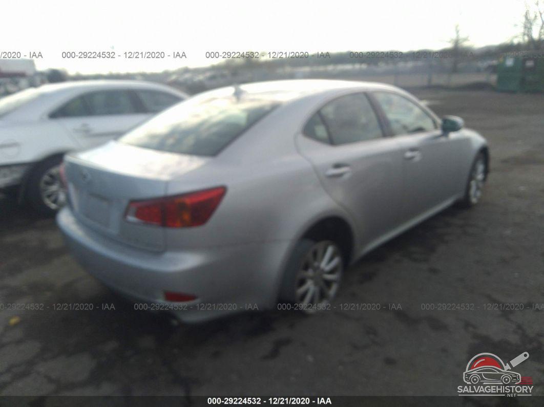 JTHCK262X92032353 2009 LEXUS IS 250 photo no. 4