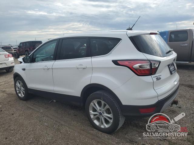 1FMCU9G97HUB89501 2017 FORD ESCAPE photo no. 2