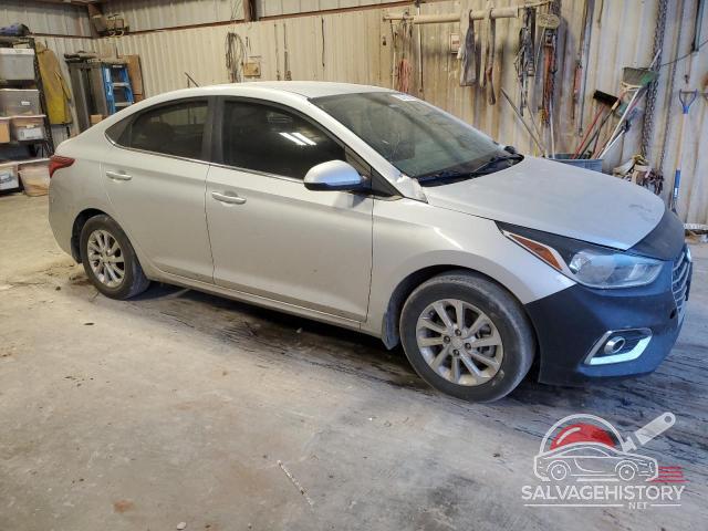 3KPC24A6XLE099908 2020 HYUNDAI ACCENT photo no. 4