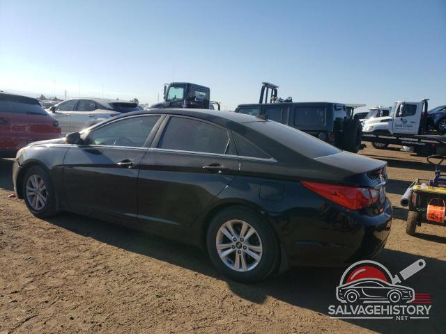 5NPEB4AC1DH581338 2013 HYUNDAI SONATA photo no. 2