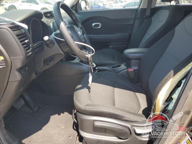 KNDJP3A58H7463759 2017 KIA SOUL photo no. 7
