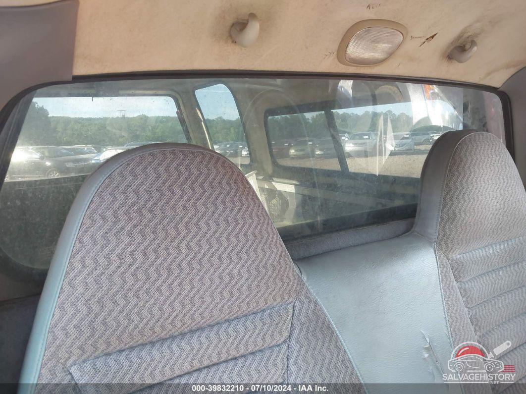1B7FL26X5WS592882 1998 DODGE DAKOTA photo no. 8