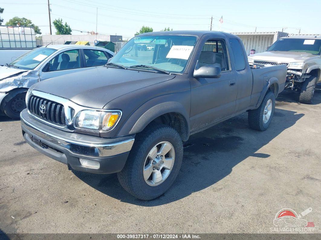 5TEWM72N71Z720624 2001 TOYOTA TACOMA photo no. 2
