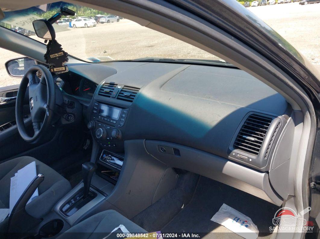 1HGCM56644A036902 2004 HONDA ACCORD photo no. 5