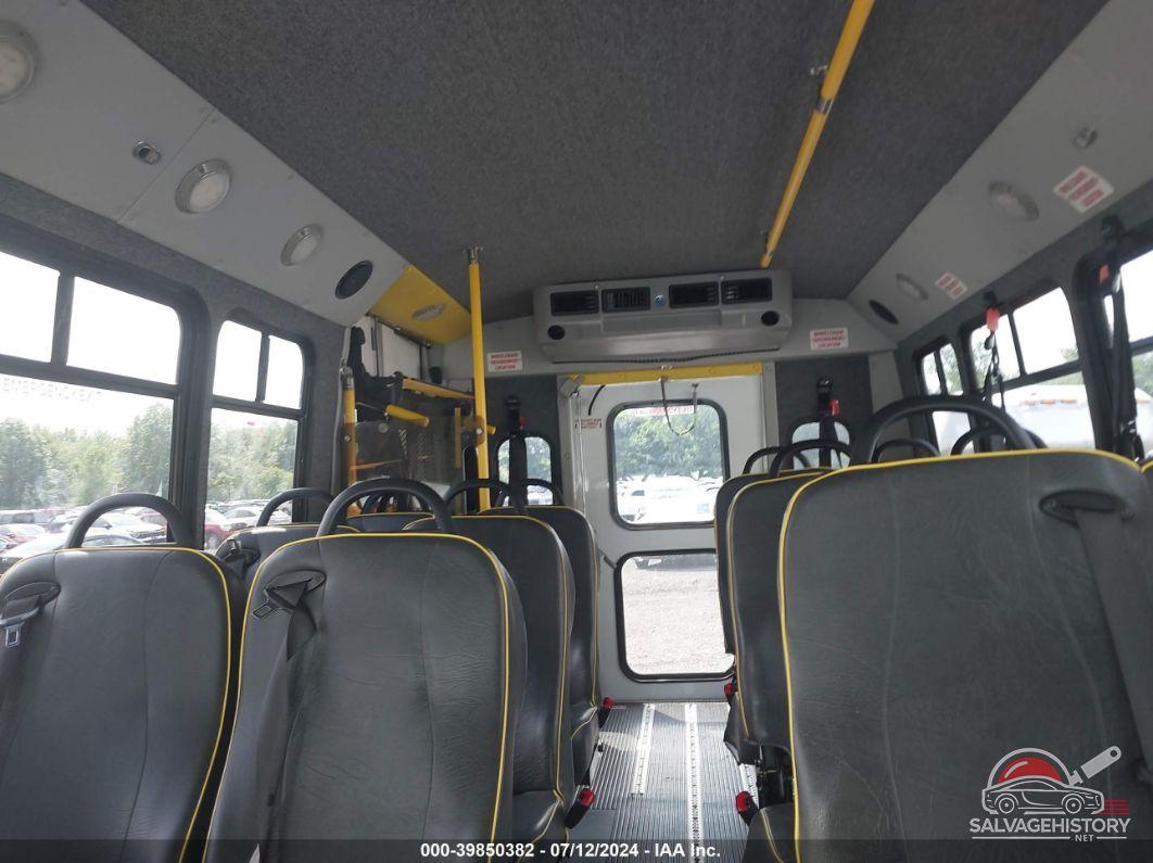 1FDEE3FL2EDA68824 2014 FORD E-350 CUTAWAY photo no. 6