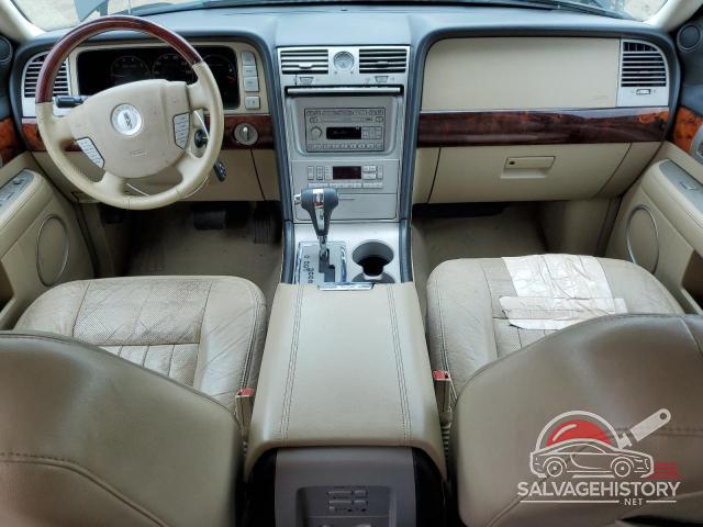 5LMFU28595LJ04270 2005 LINCOLN NAVIGATOR photo no. 8