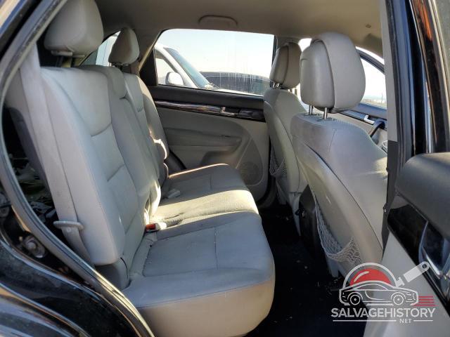 5XYKT3A10BG064366 2011 KIA SORENTO photo no. 11