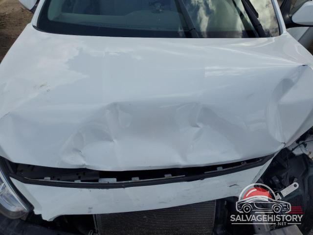 KMHCT4AE6HU241440 2017 HYUNDAI ACCENT photo no. 11