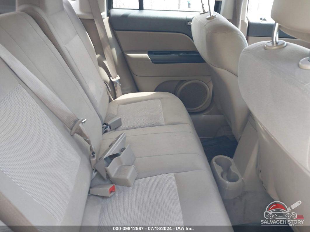 1J4NF1FB9BD244495 2011 JEEP COMPASS photo no. 8