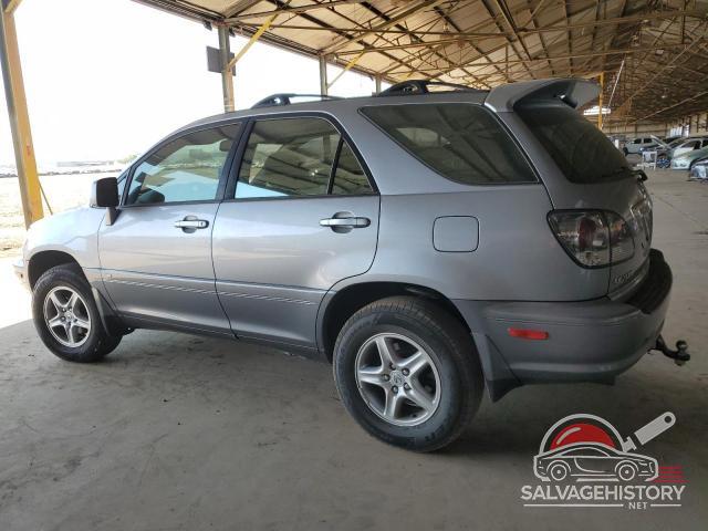 JTJGF10U130159133 2003 LEXUS RX300 photo no. 2