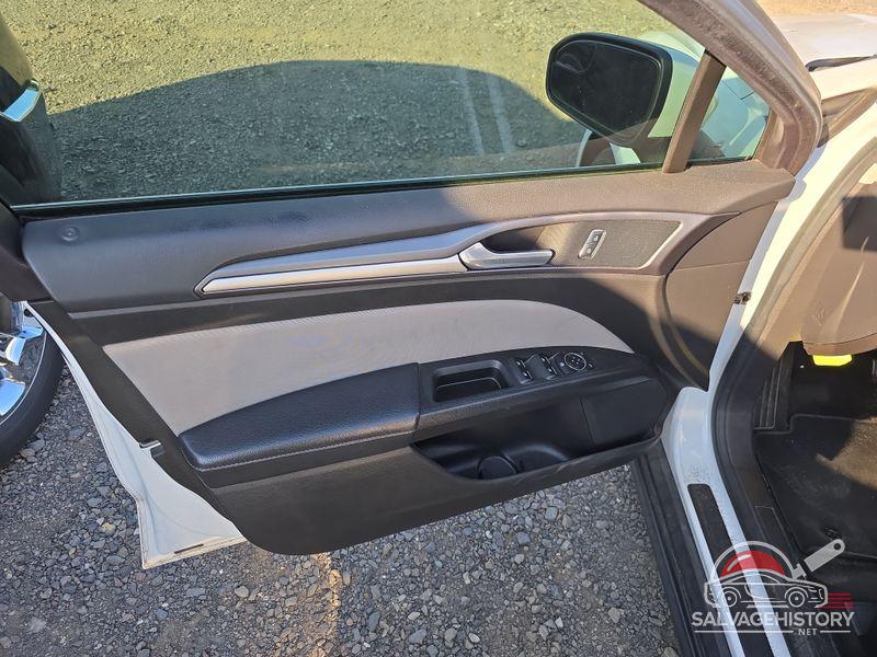 3FA6P0G74GR292230 2016 FORD FUSION photo no. 9