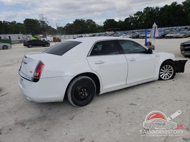 2C3CCAAG7EH127552 2014 CHRYSLER 300 photo no. 3