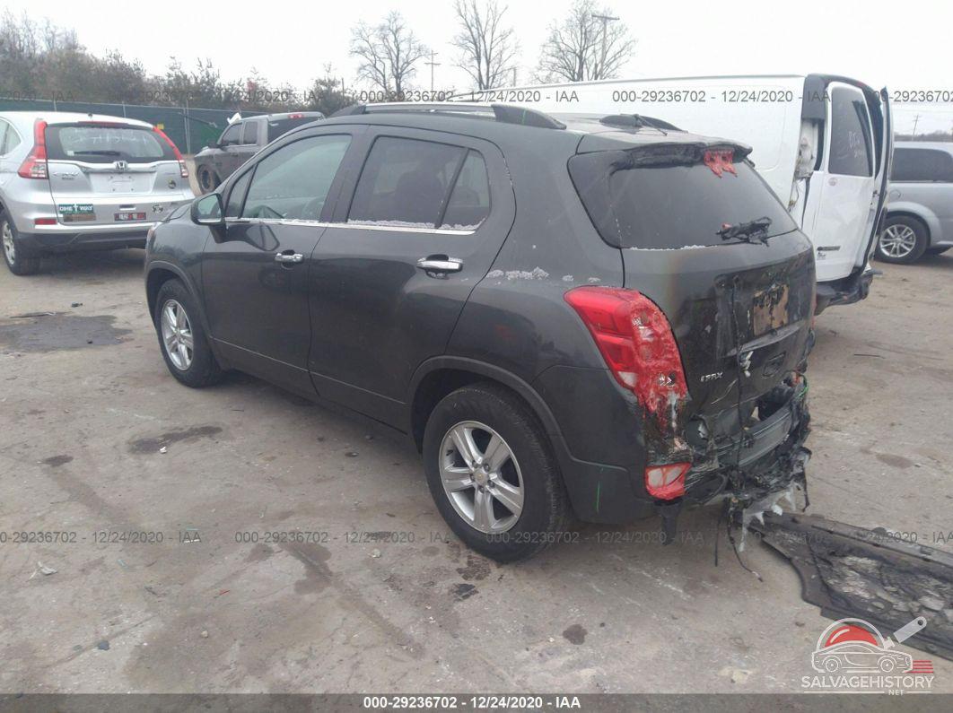 3GNCJLSBXLL253920 2020 CHEVROLET TRAX photo no. 3