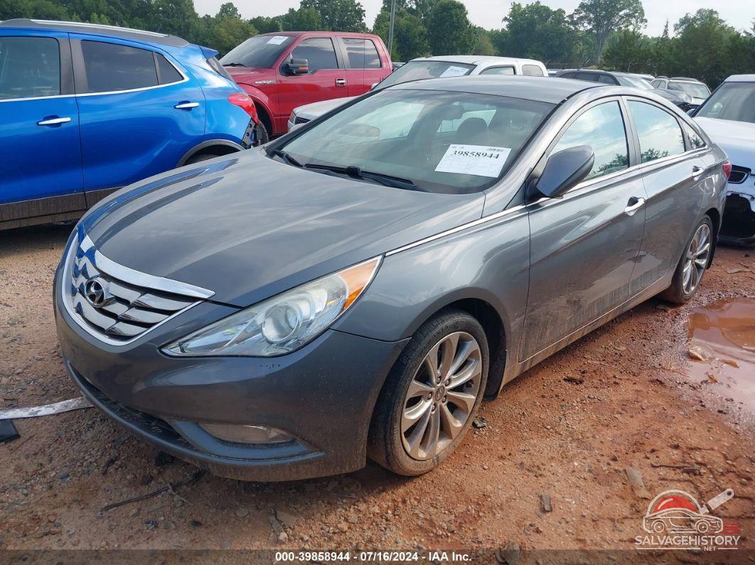 5NPEC4AC6DH585141 2013 HYUNDAI SONATA photo no. 2